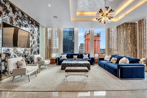 Rented by Compass | media 57