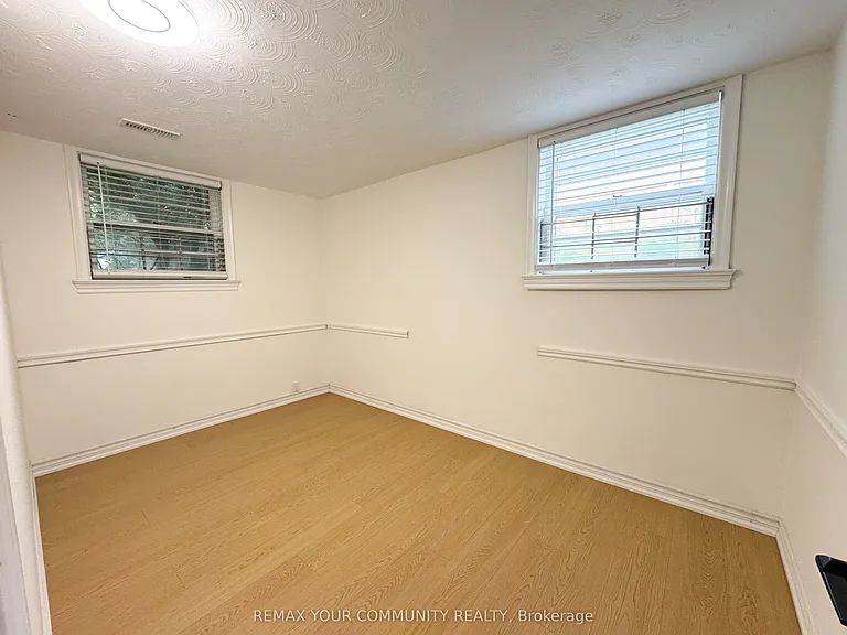70 Bedford Park Ave #2 — Photo 7