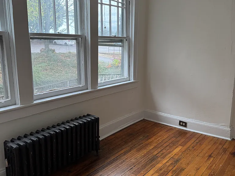 26 Annandale Ave #7 — Photo 4