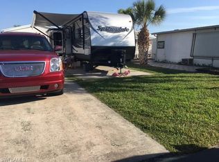 11650 Ariana Dr, Fort Myers, FL 33908