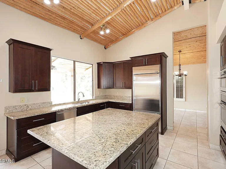 9969 E Bayview Dr — Photo 3