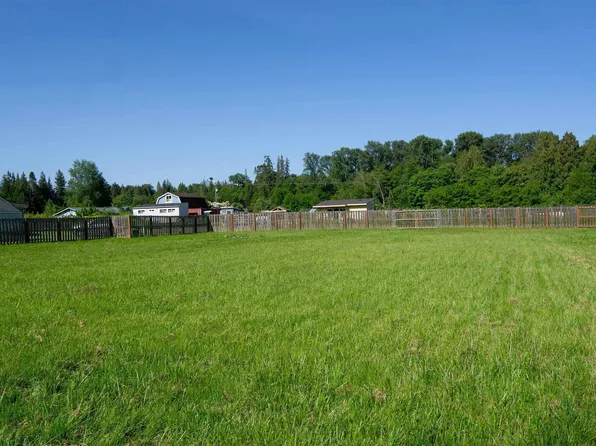 2 Community Ln, Sequim, WA 98382