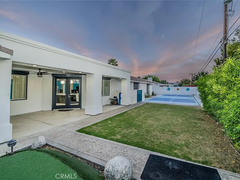 2932 Sunrise Way — Photo 2