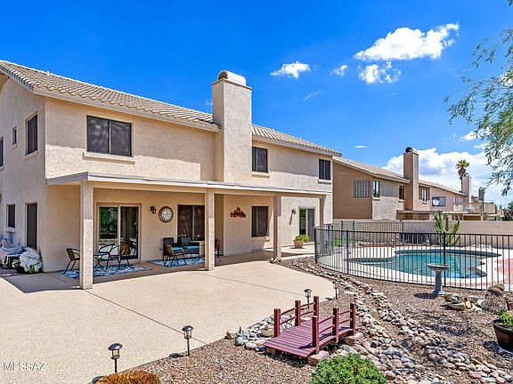 3rd image of 12621 N Granville Canyon Way