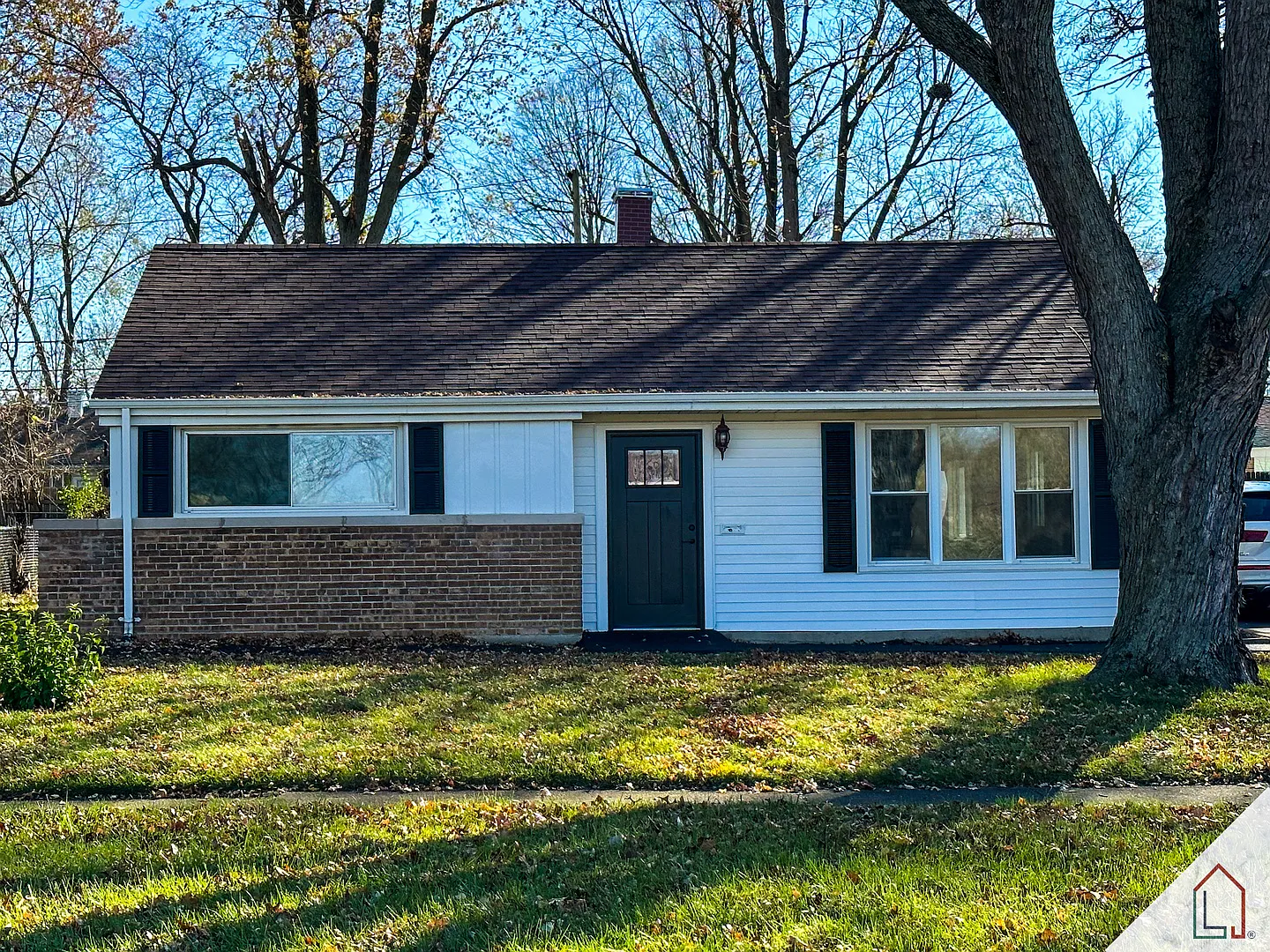 215 Indianwood Blvd photo 1
