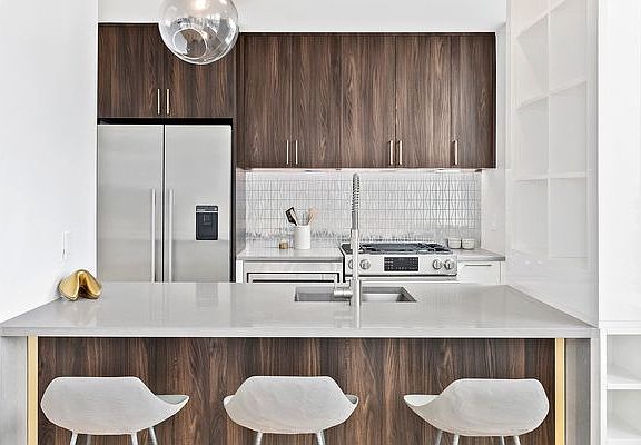 2nd image of 470 Dean St APT 204