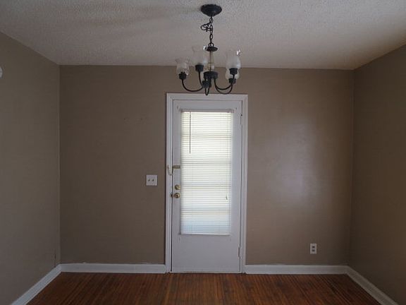 3rd image of 66 Paul St