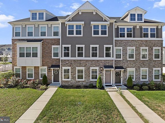 3rd image of 11197 Conway Pl