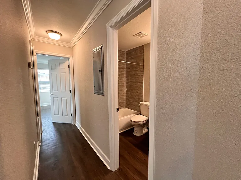 2536 Woodgate Blvd #107 — Photo 9