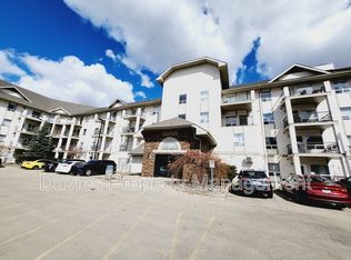 330 Clareview Station Dr NW #1127, Edmonton, AB T5Y 0E6