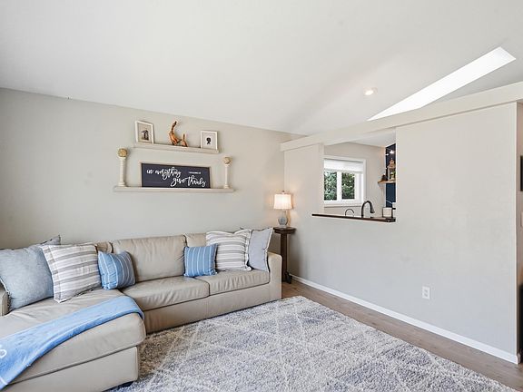 5th image of 3013 Copper Ln