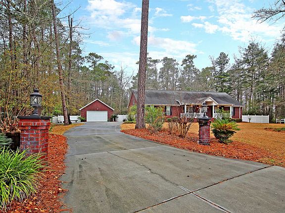 3rd image of 409 Cypress Point Dr
