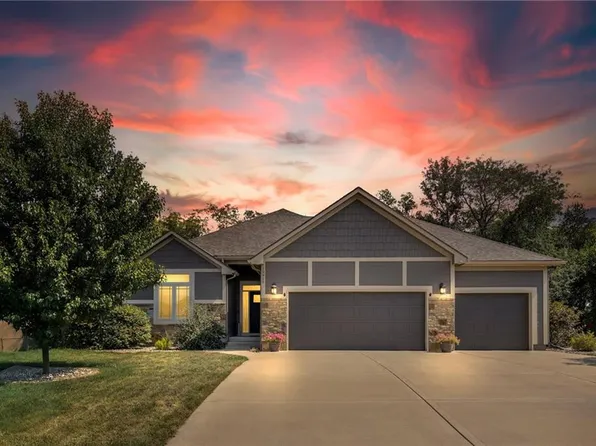 10919 N Hull Ave, Gallatin, MO 64154
