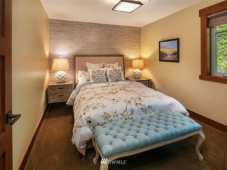 230 Equinox Dr — Photo 14