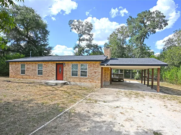 438 Forshage Blvd, Seguin, TX 78155