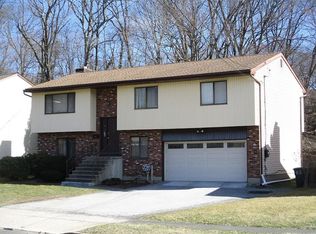 129 Haig Ave, Stamford, CT 06907