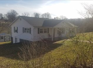 70 Briggs St, Mc Caysville, GA 30555