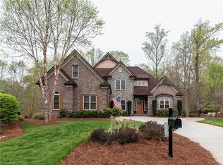 5030 Woodmont Ridge Ct, Clemmons, NC 27012