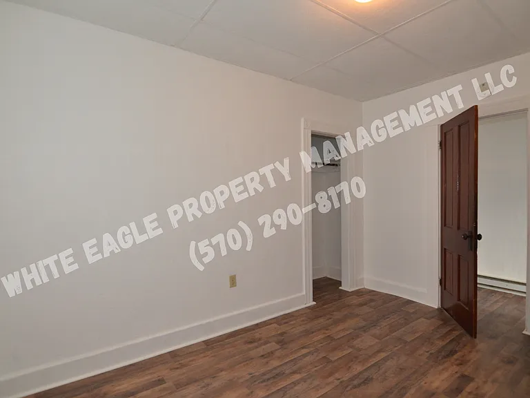 208 Olyphant Ct #A — Photo 9