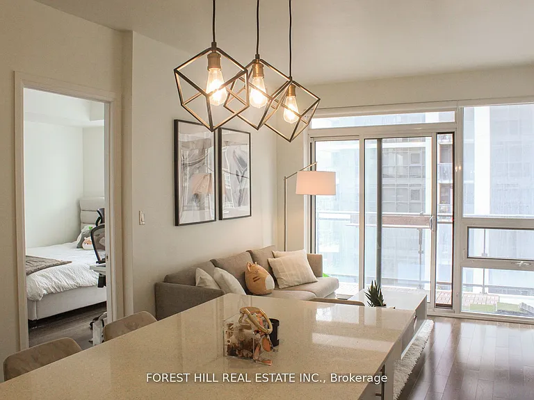 460 Adelaide St E #1716 — Photo 6
