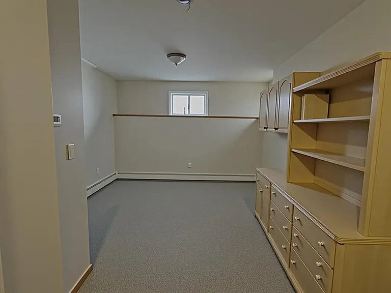 1 Ledyard Pl — Photo 20