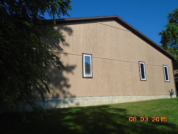 3rd image of 1711 Macarthur Dr
