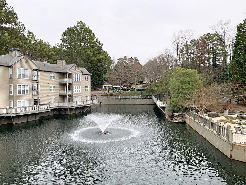 1st image of 309 Mill Pond Ct SE