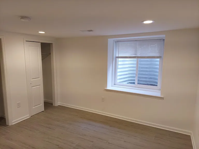 5028 Greene St #1 — Photo 9