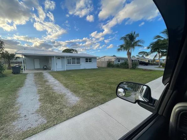 5704 SE 47th Ave, Stuart, FL 34997