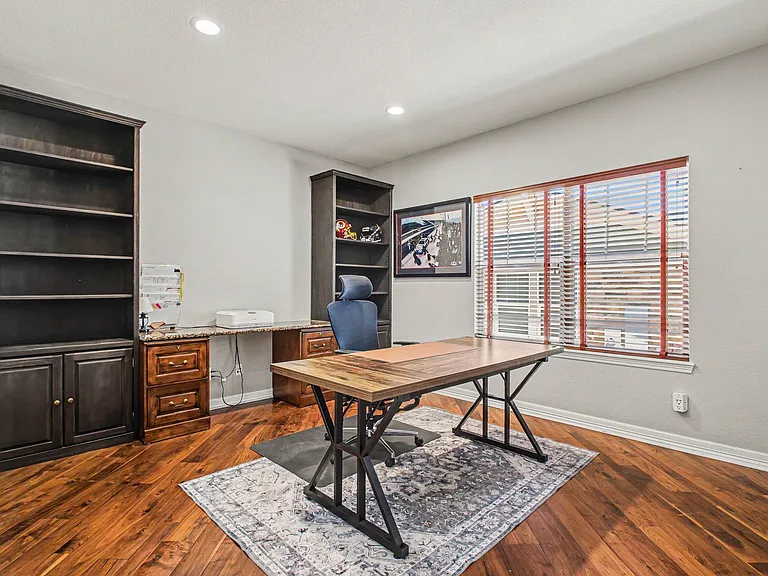 2212 Ridgetrail Dr — Photo 31