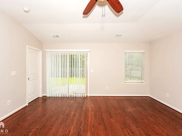 70 Briar Ridge Ln — Photo 5