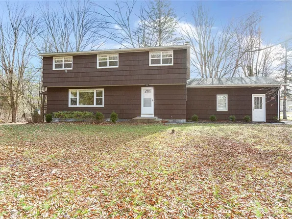 134 Shady Ln, Fayetteville, NY 13066