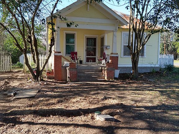 2nd image of 807 Garwood St