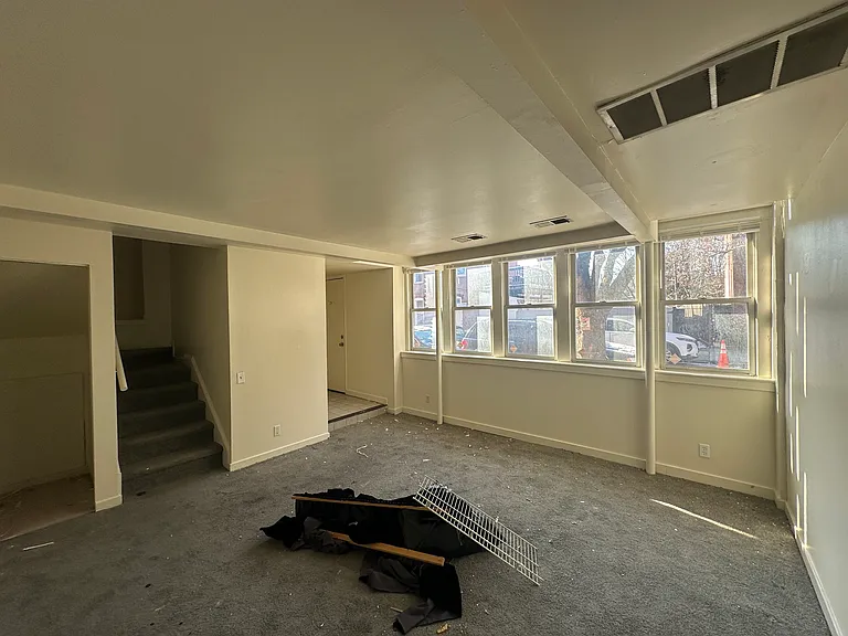 2627 Brown St #400 — Photo 12