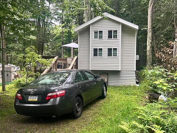 2nd image of 149 Geronimo Dr