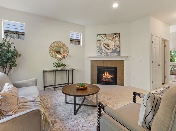 4135 240th Pl SE