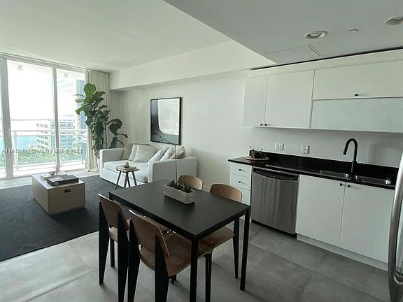 4th image of 951 Brickell Ave APT 1608