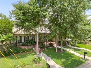 571 Wilkinson St, Mandeville, LA 70448