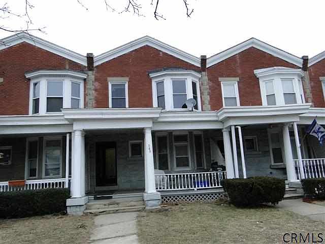 2nd image of 340 Manning Blvd