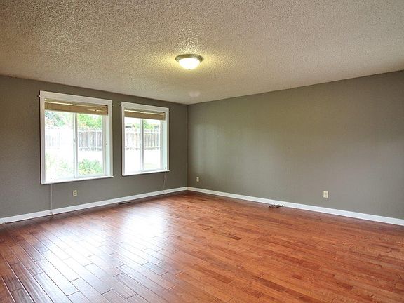 3rd image of 4214 Anza Borrego Ct