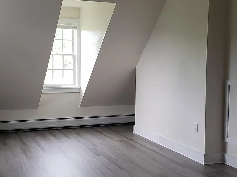 living area 1