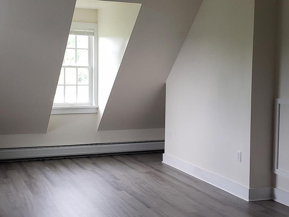living area 1