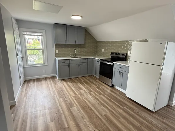 103 Walnut Street # Fl 3rd, Waterbury, CT 06704