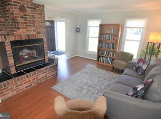 731 N Vernon St, Sterling, VA 20164