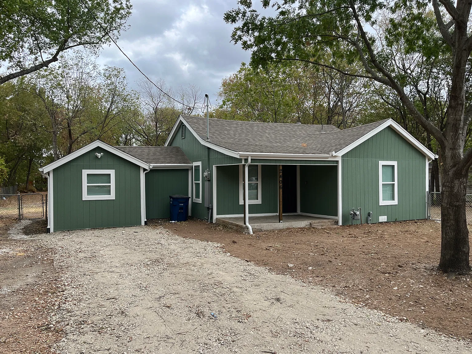 3 bed, 1104 sqft, $1,625 — Photo 3