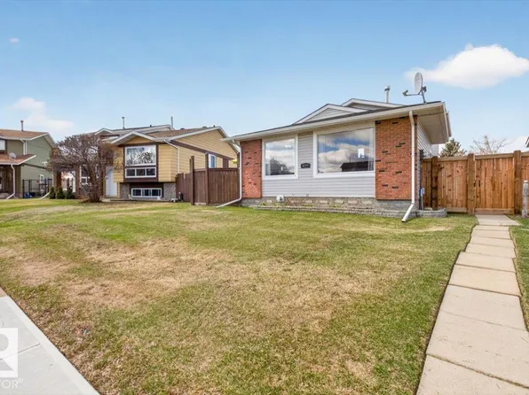 4222 49th St, Gibbons, AB T0A 1N1