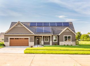 2107 E Pebble Pt, Urbana, IL 61802