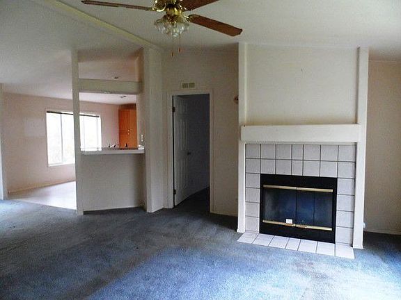 4th image of 26318 89th Avenue Ct E