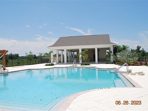 2nd image of 213 Mangrove Shade Cir