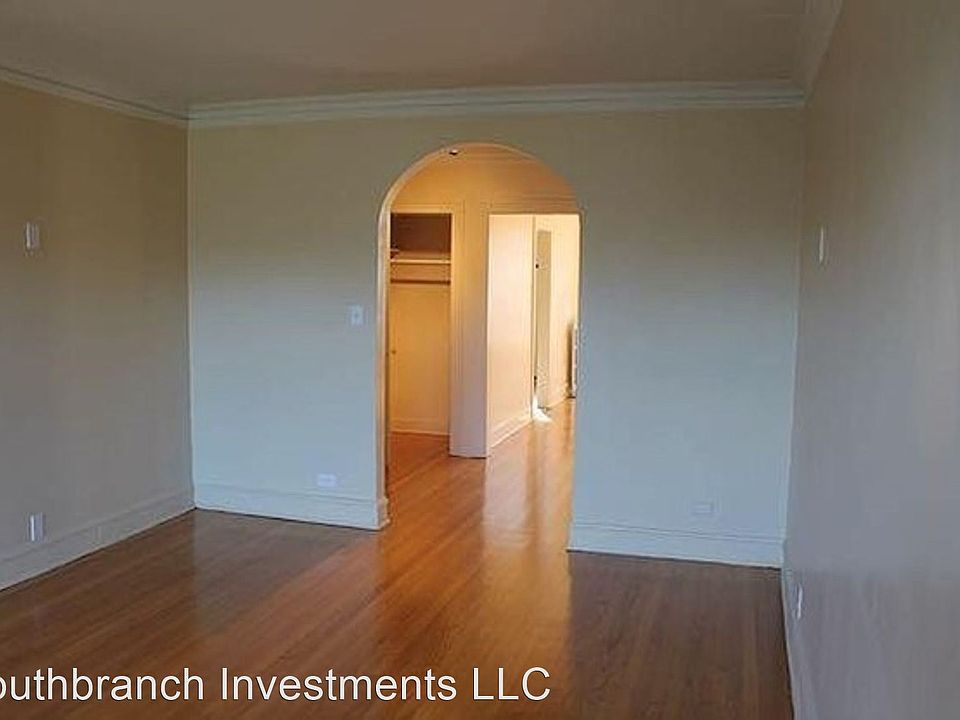 12632 Custer Ave 70911 Dobson St 12632 Custer Ave Evanston IL Zillow